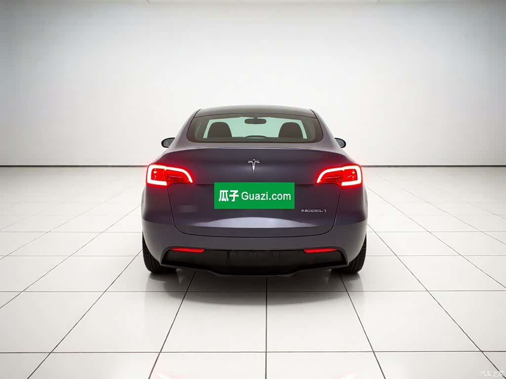 Tesla Model Y, 2022 все фото