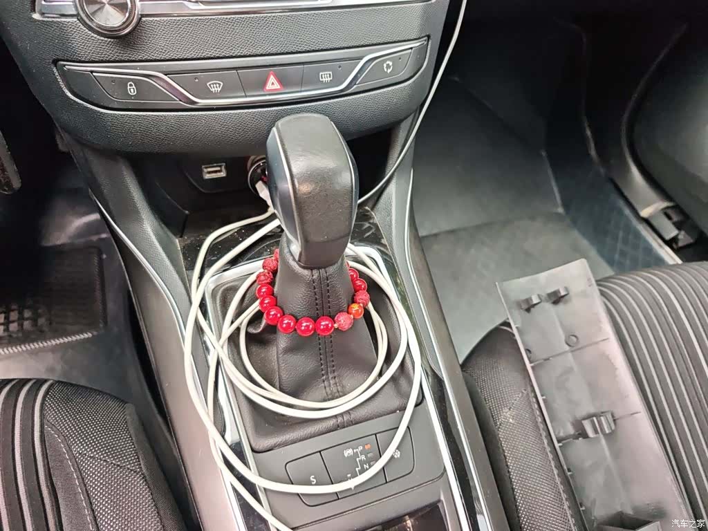 Peugeot 408, 2016 10