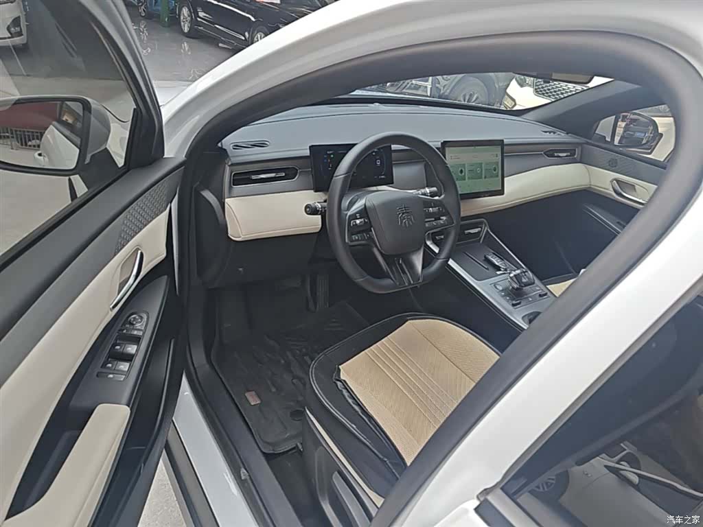 BYD Qin, 2025 15