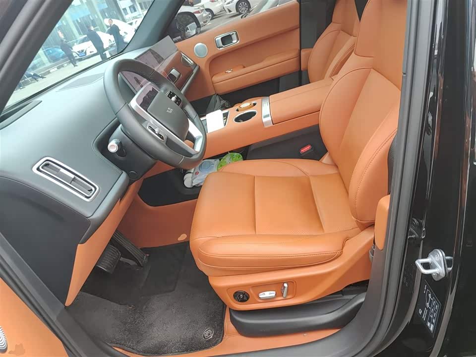 Li Auto Ideal L6