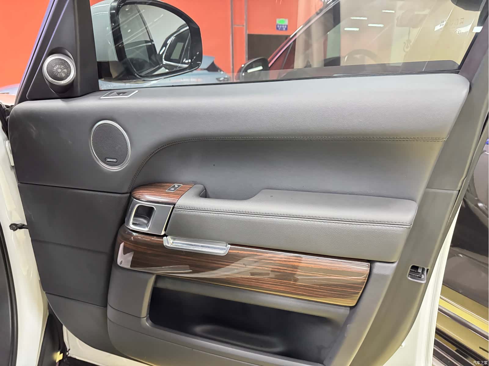Land Rover Range Rover, 2018 15