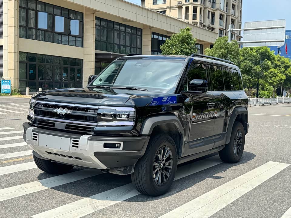 BYD Leopard 5 BYD Leopard 5