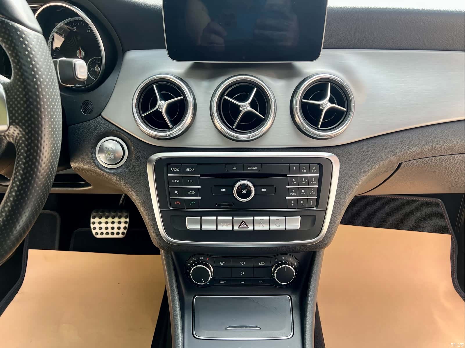 Mercedes-Benz CLA, 2018 13