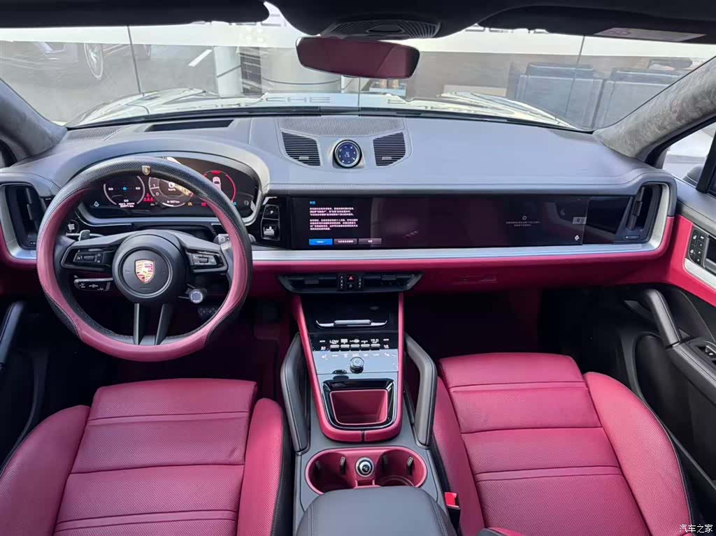 Porsche Cayenne, 2024 13