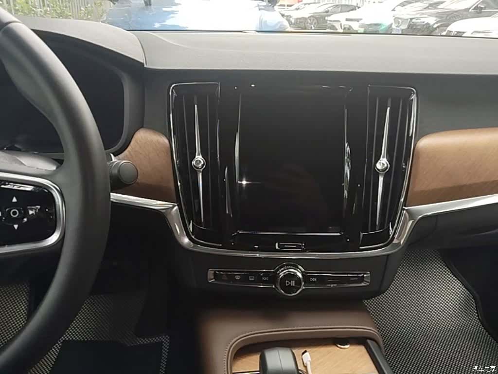Volvo S90, 2025 13