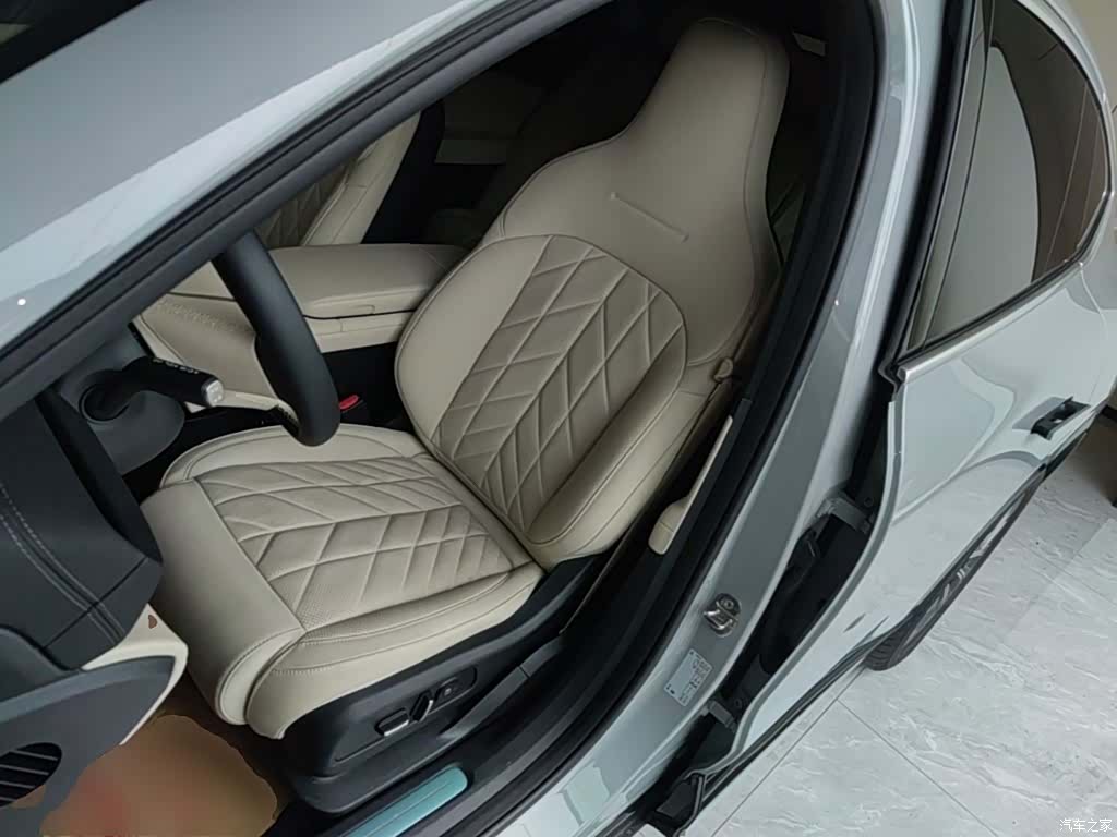NIO EC6, 2025 15