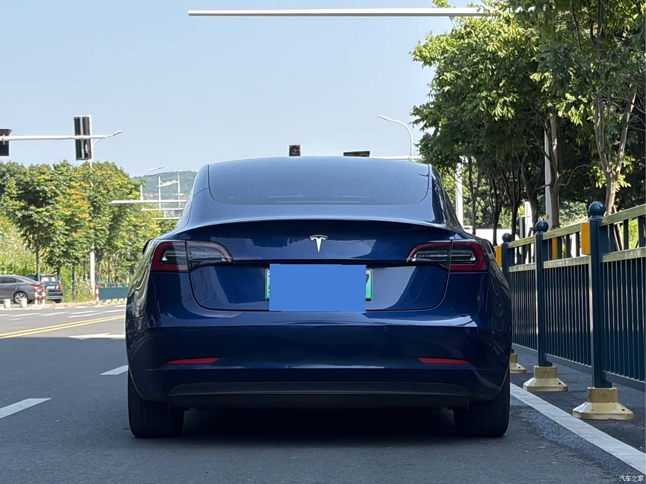 Tesla Model 3, 2020 все фото