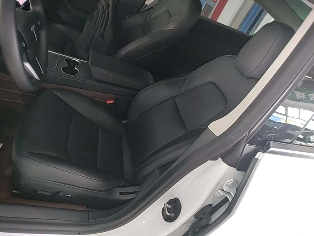Tesla Model 3, 2021 15