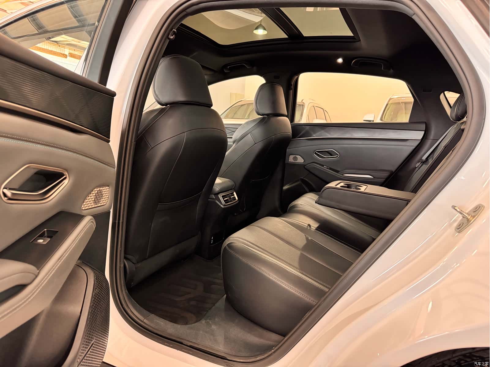 BYD Qin, 2025 10