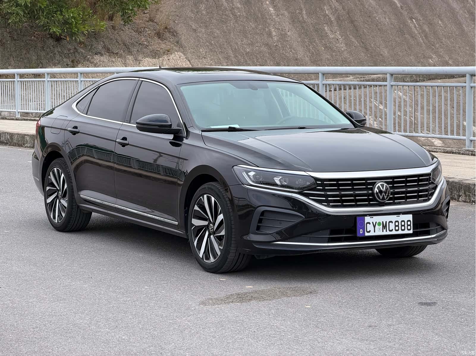 Volkswagen Passat, 2024 3