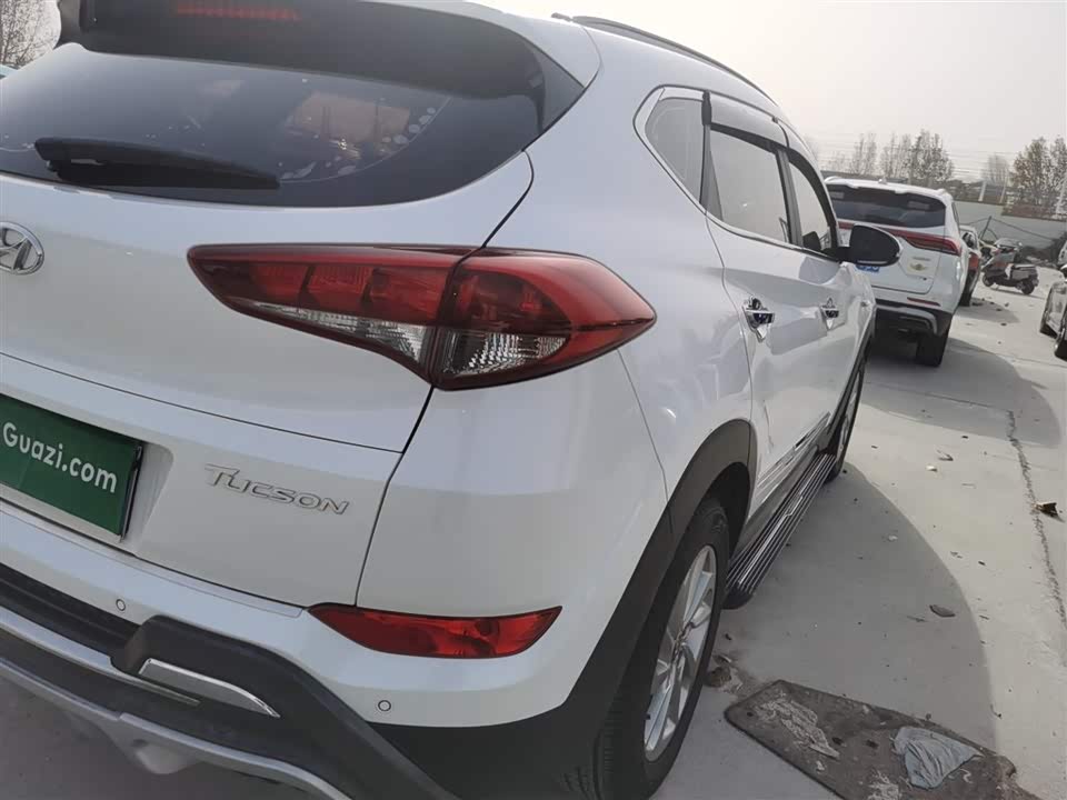Hyundai Tucson