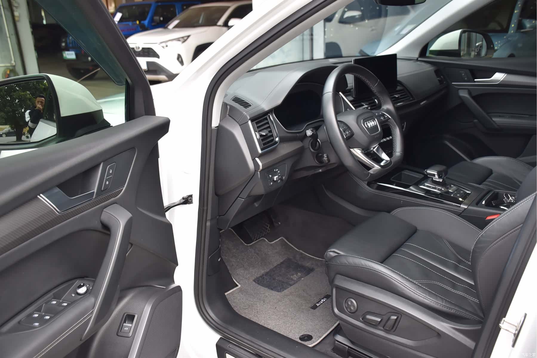Audi Q5L, 2021 9