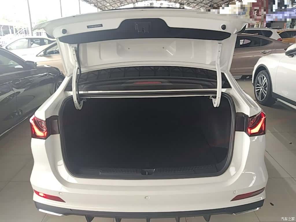 Roewe i5, 2024 19