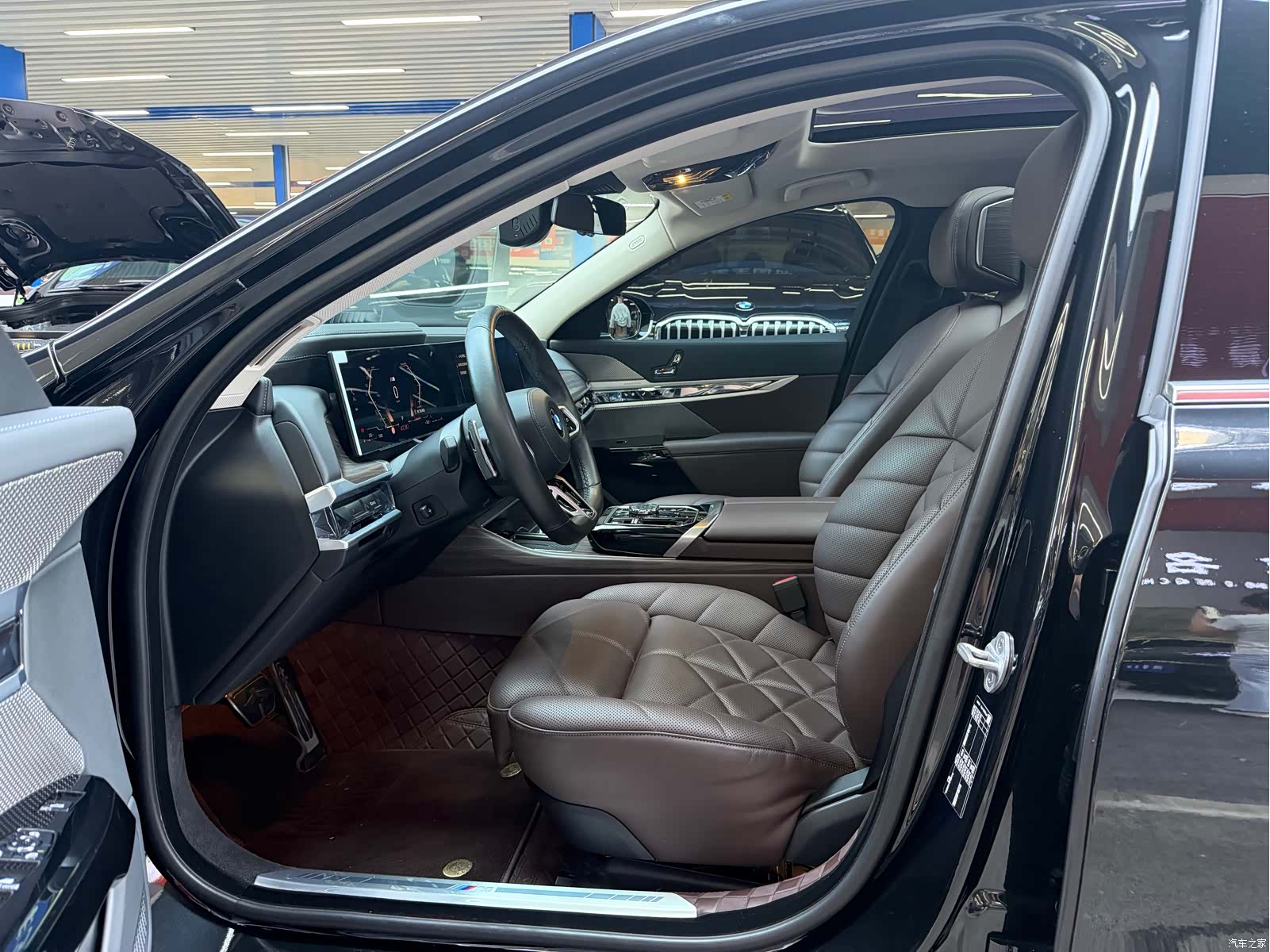 BMW 7 Series, 2023 6
