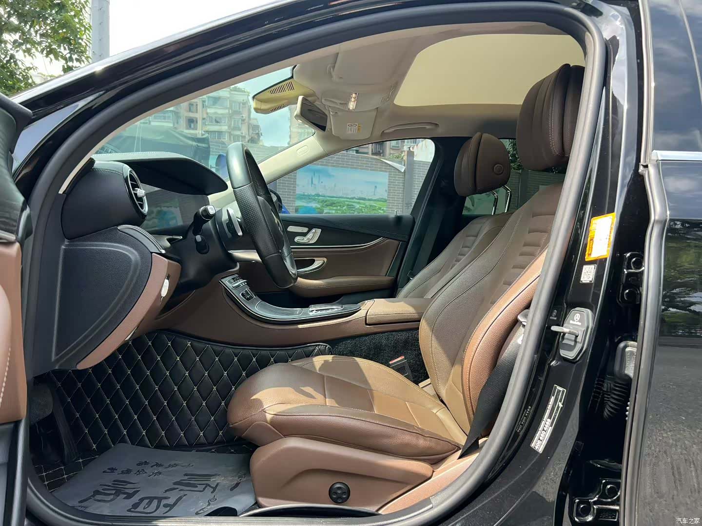 Mercedes-Benz E-Class, 2019 6