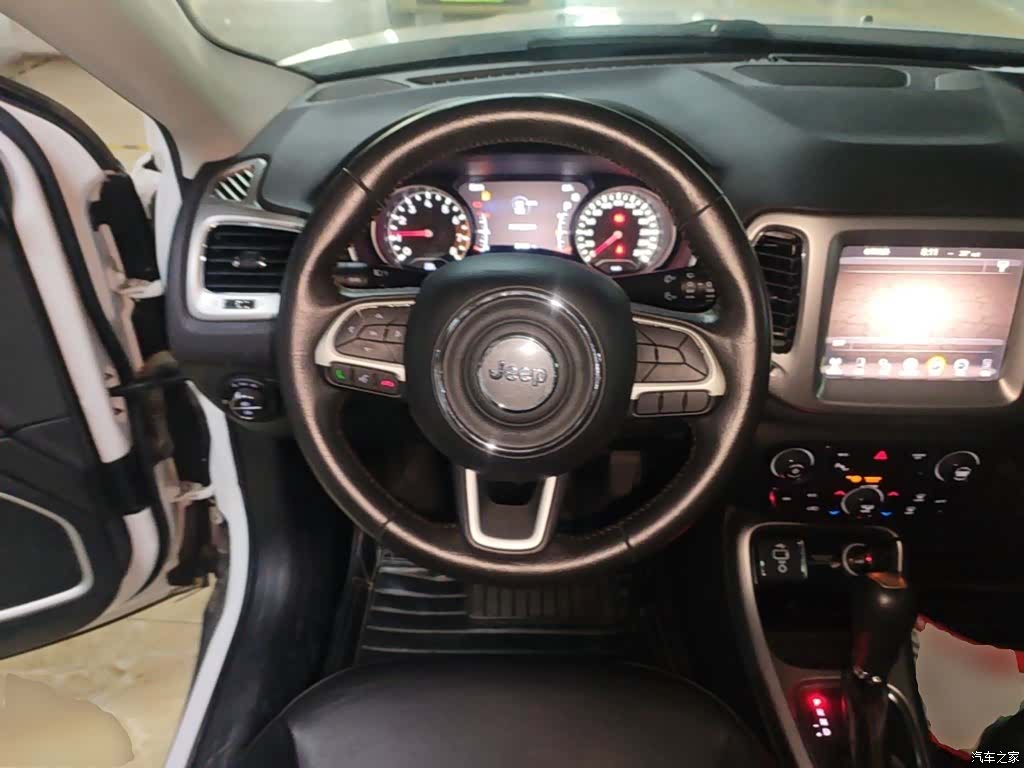 Jeep Compass, 2018 11