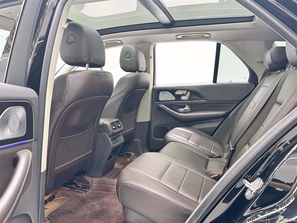 Mercedes-Benz GLE, 2019 9