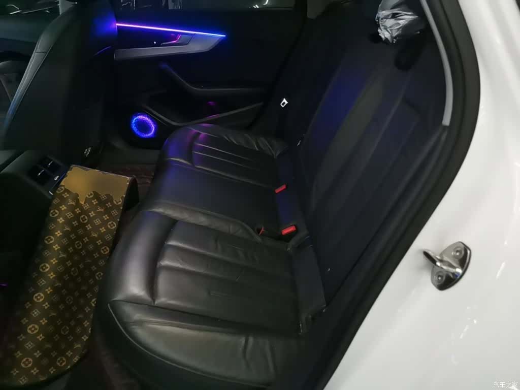 Audi A4L, 2017 17