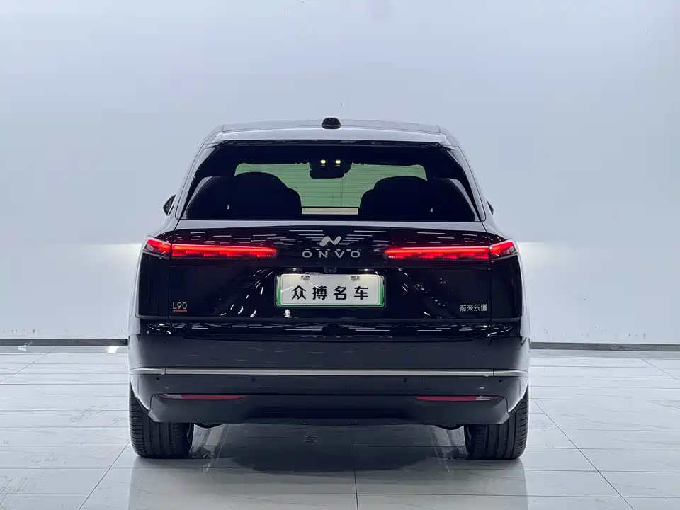 NIO L90