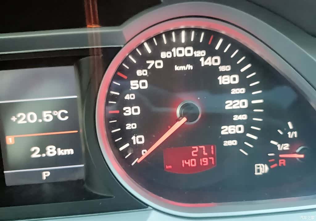 Audi A6L, 2010 13
