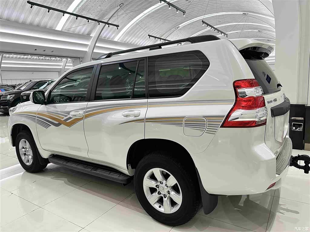 Toyota Prado, 2017 13