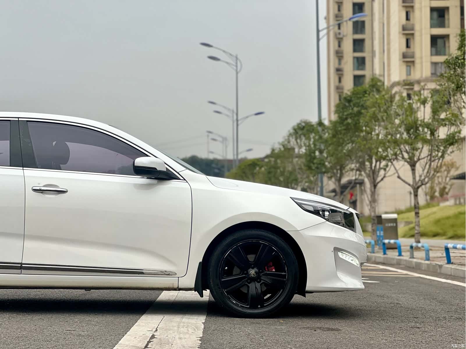 Kia GLS, 2018 16