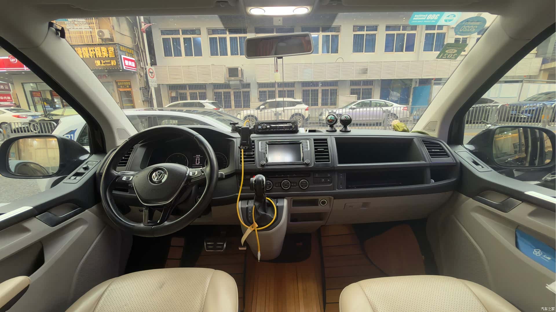Volkswagen 9, 2019 4