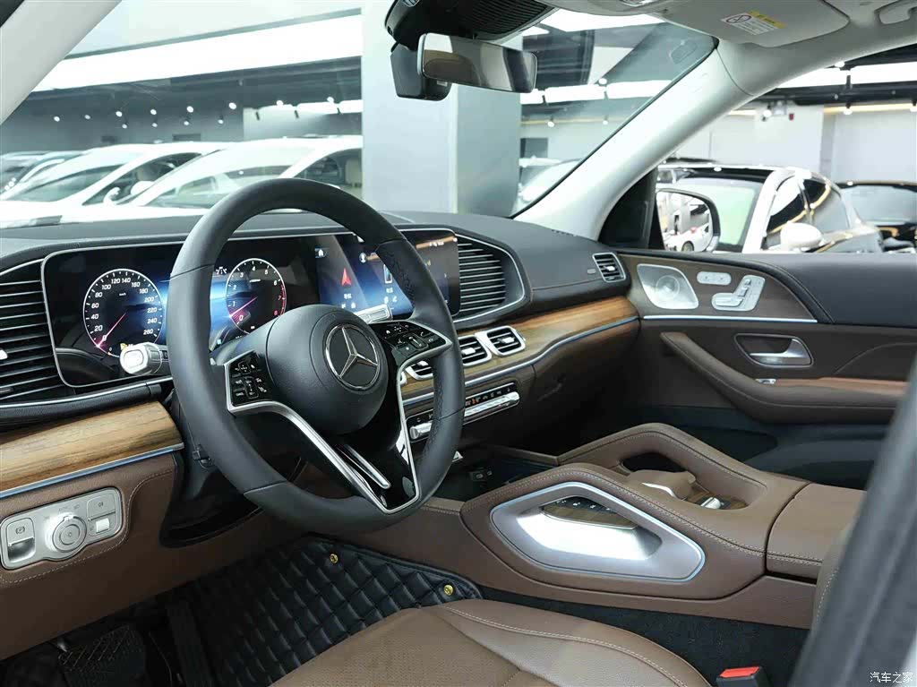 Mercedes-Benz GLE, 2024 7