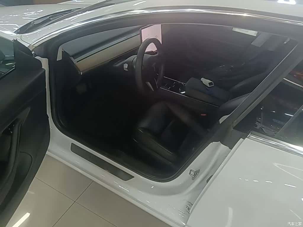 Tesla Model 3, 2020 16