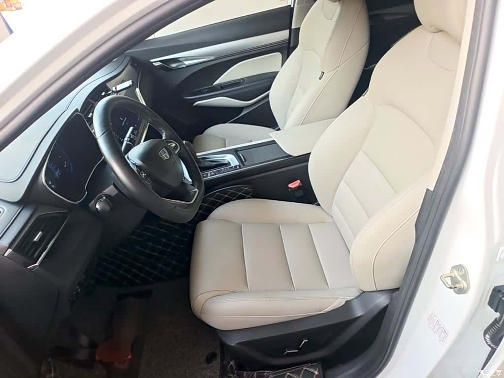 Geely Binray, 2018 15