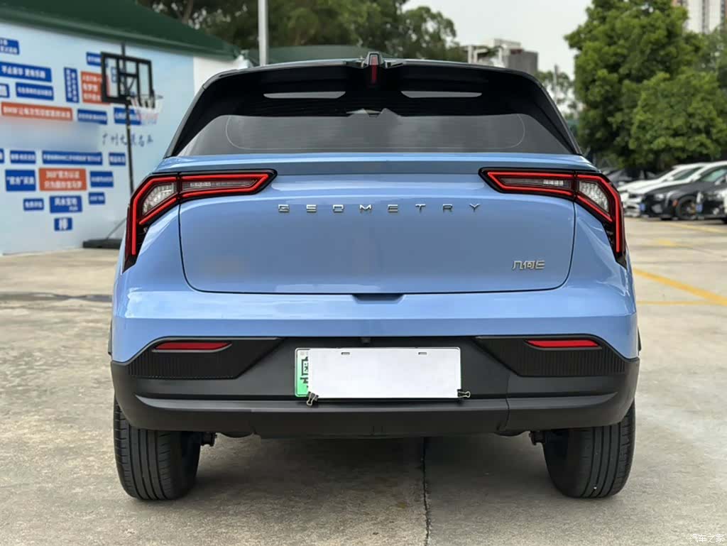Geely E, 2023 25