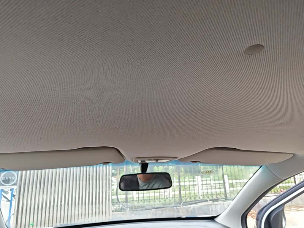 Wuling 310, 2020 18