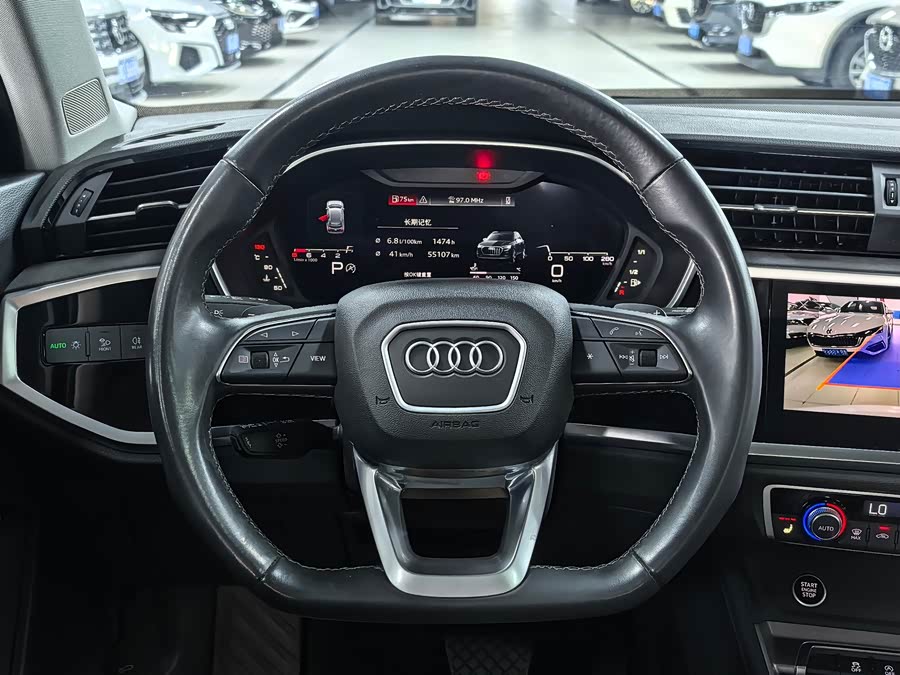 Audi Q3 2023, фото 12