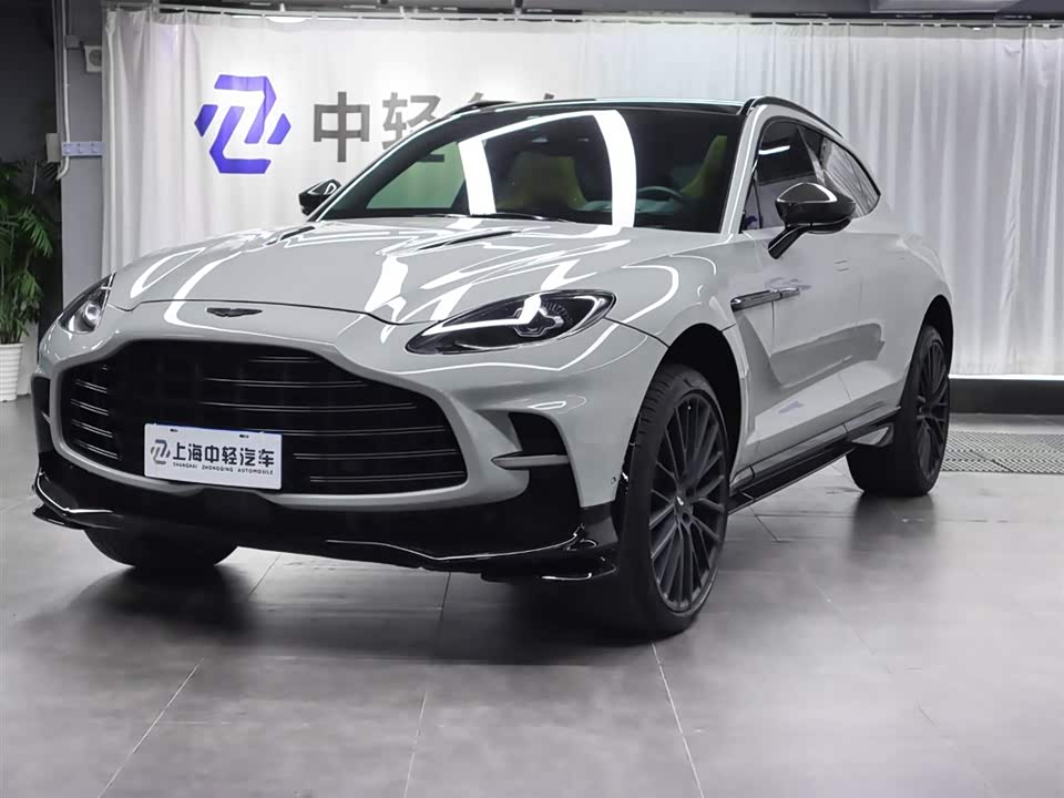 Aston Martin DBX