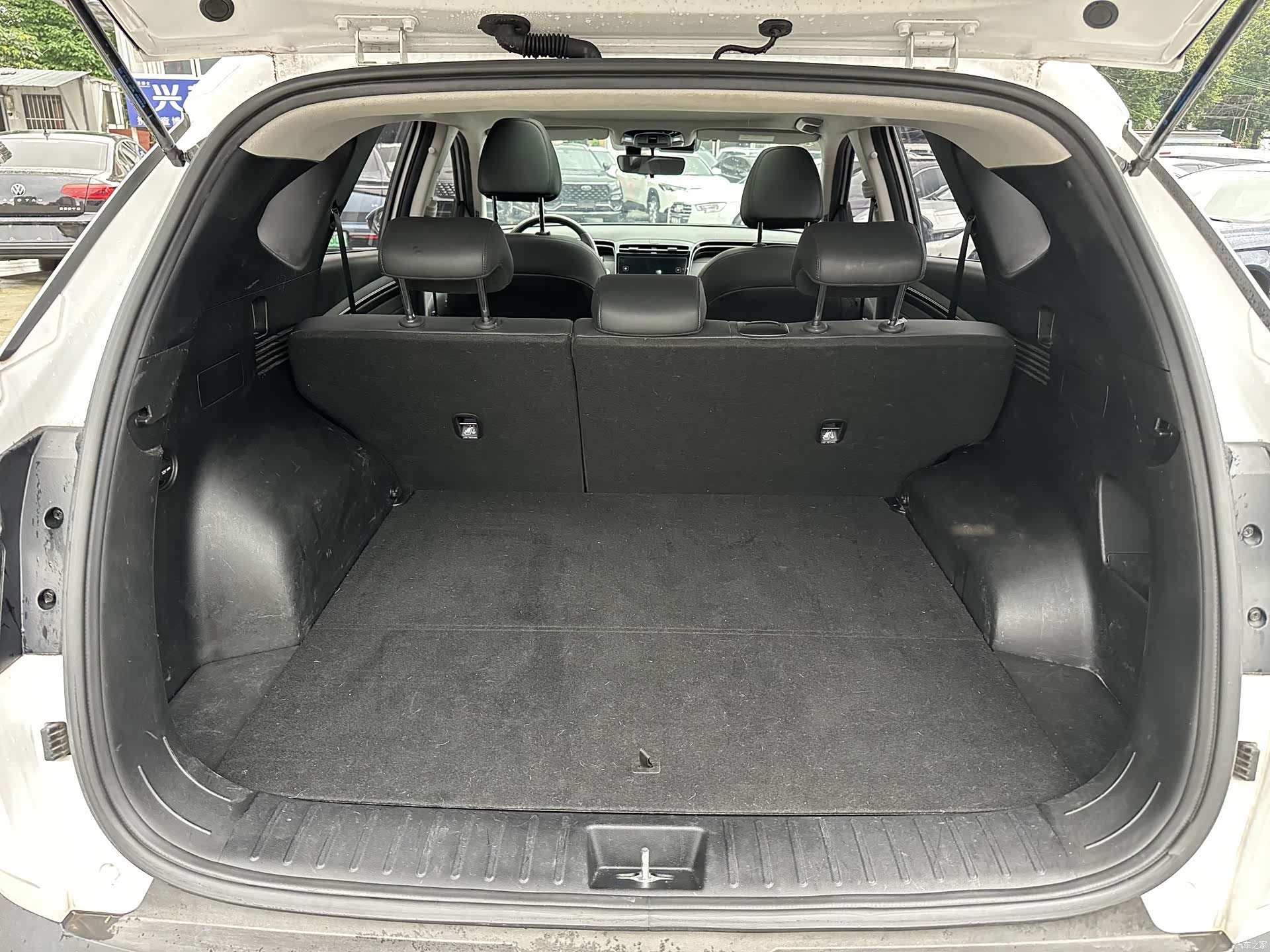 Hyundai Tucson L, 2022 8