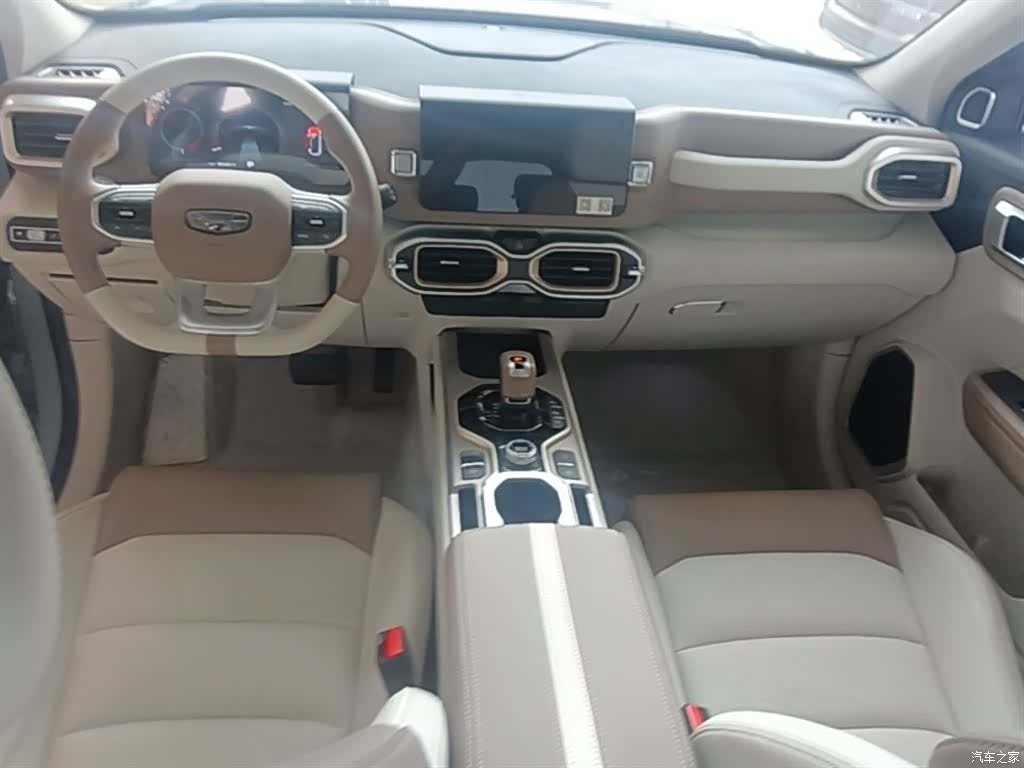 Geely Icon, 2022 10