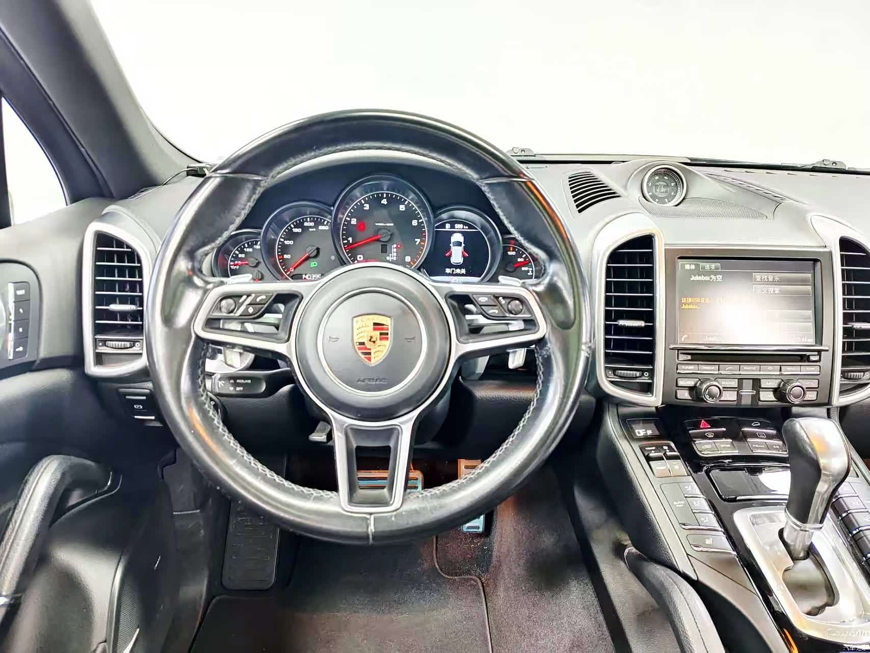 Porsche Cayenne, 2016 10