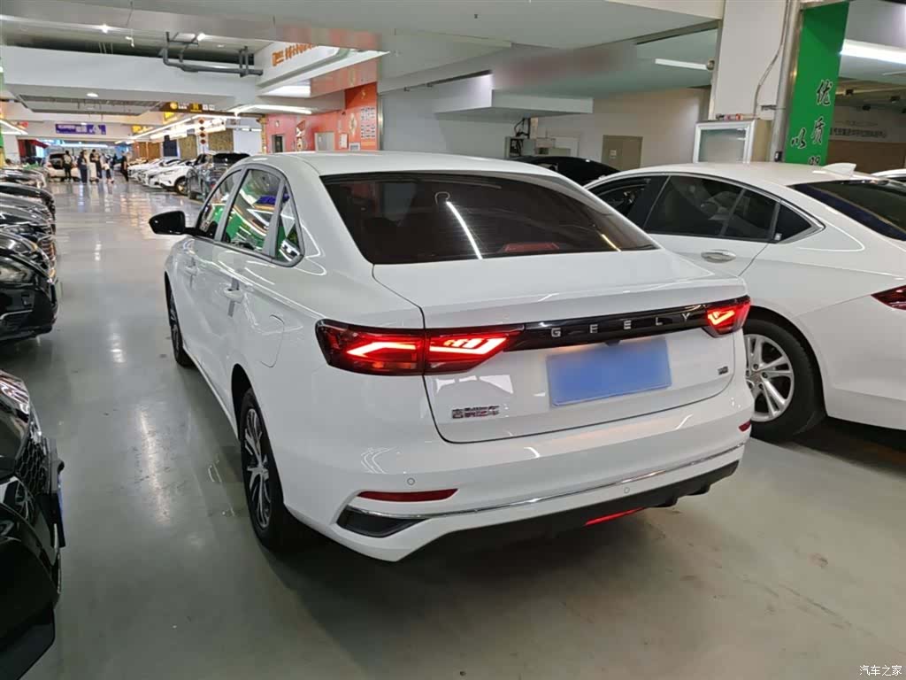 Geely Emgrand, 2023 все фото