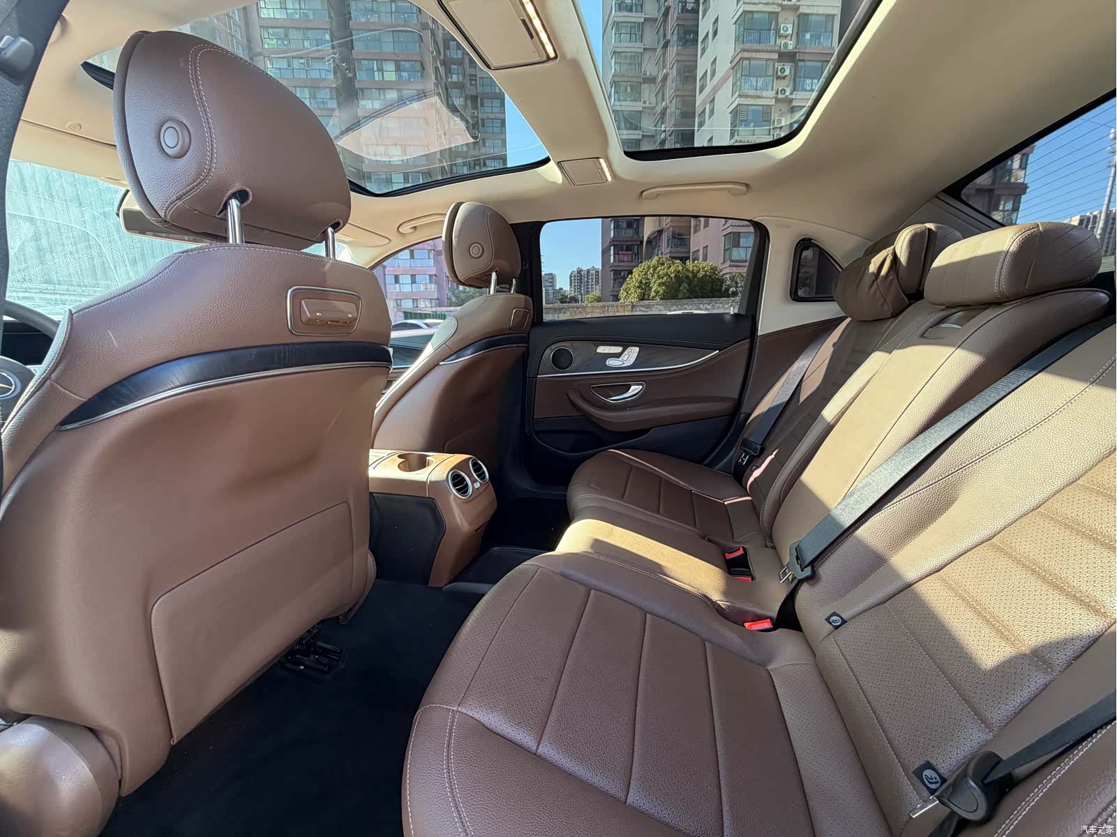 Mercedes-Benz E-Class, 2019 8