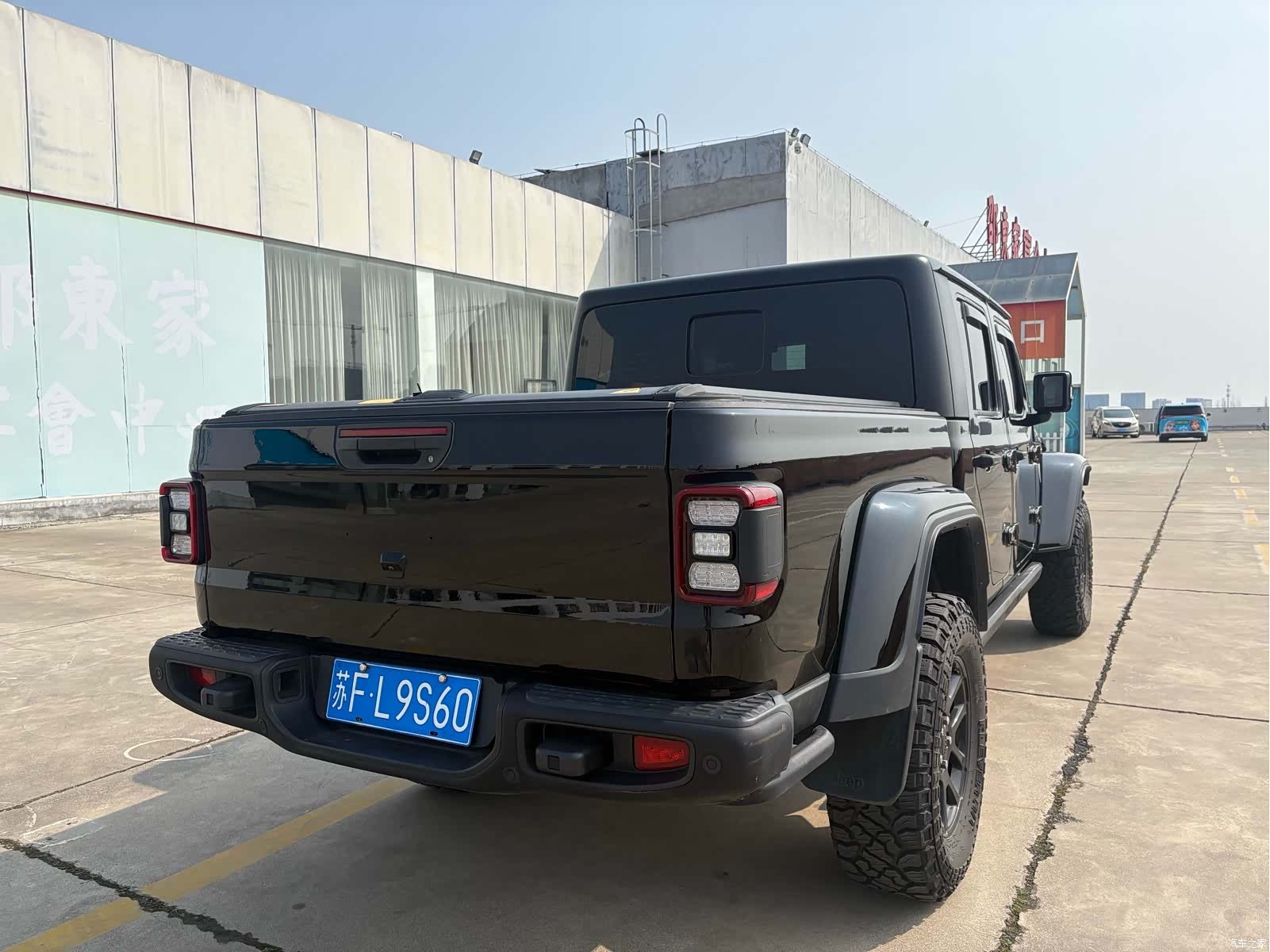Jeep Gladiator, 2023 все фото