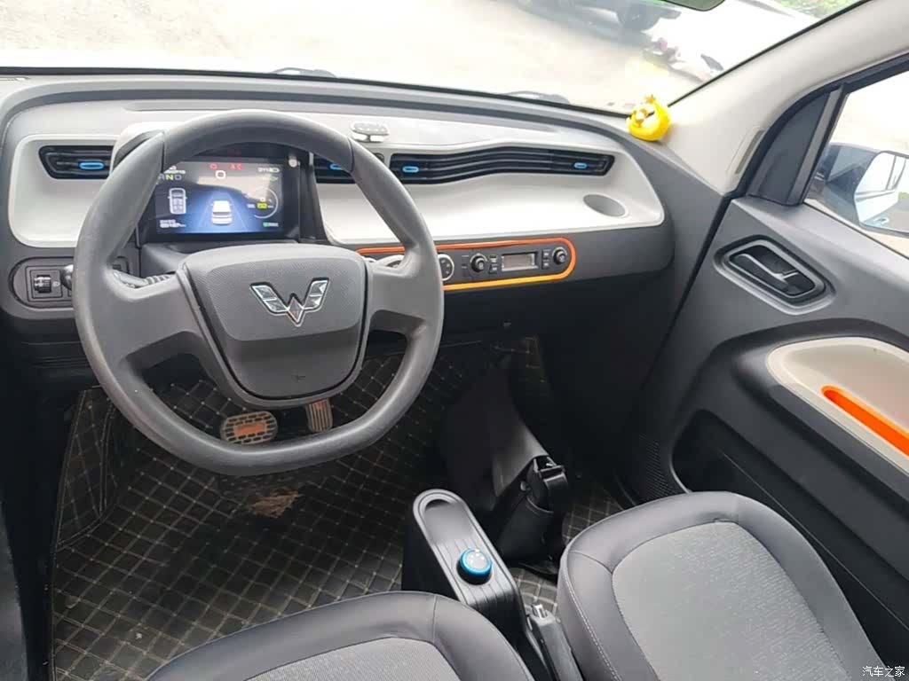 Wuling MINIEV, 2021 10