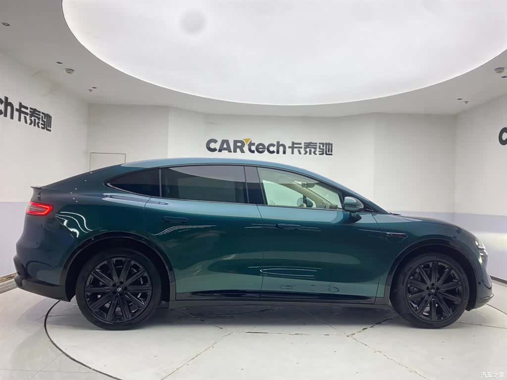 Luxeed R7, 2025 4