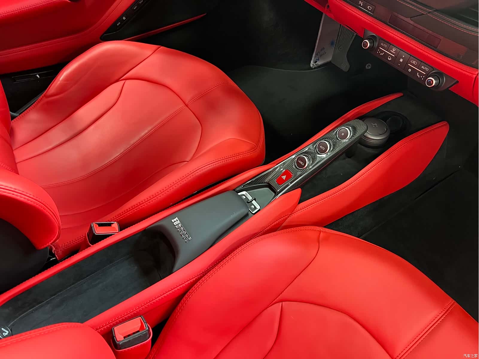 Ferrari F8, 2023 57