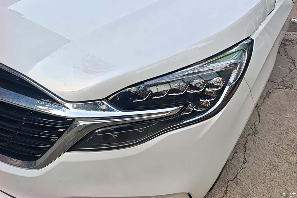 Buick GL8, 2022 все фото