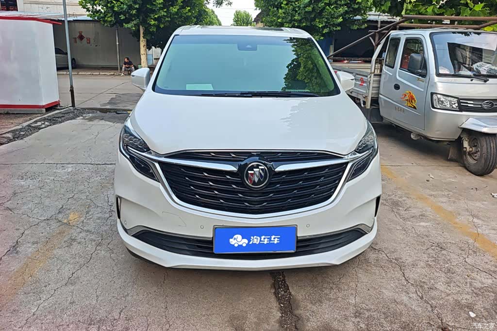 Buick GL8, 2022 2