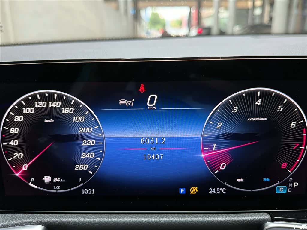 Mercedes-Benz GLB, 2025 13