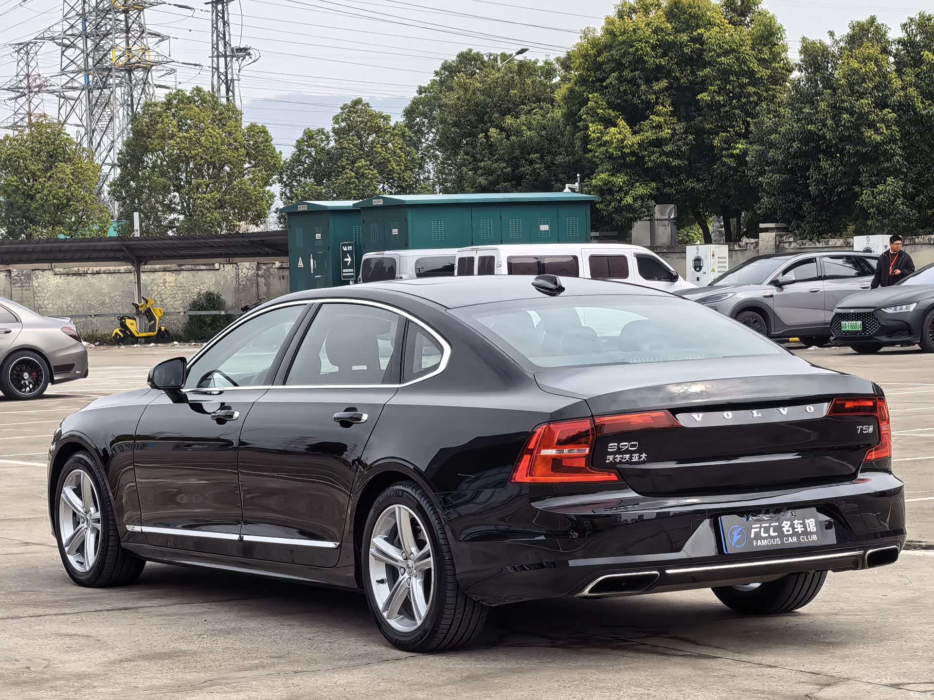 Volvo S90, 2018 все фото