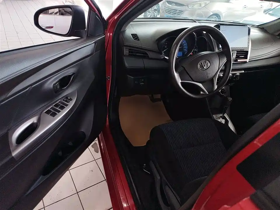 Toyota YARiS L Zhixuan