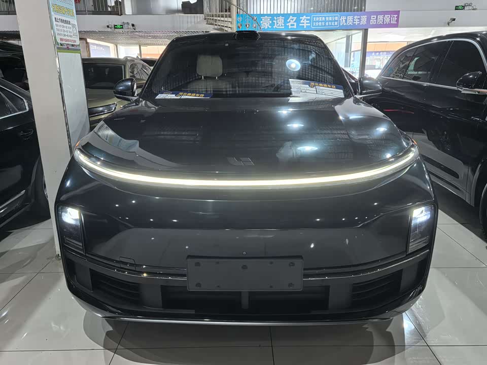 Li Auto Ideal L8