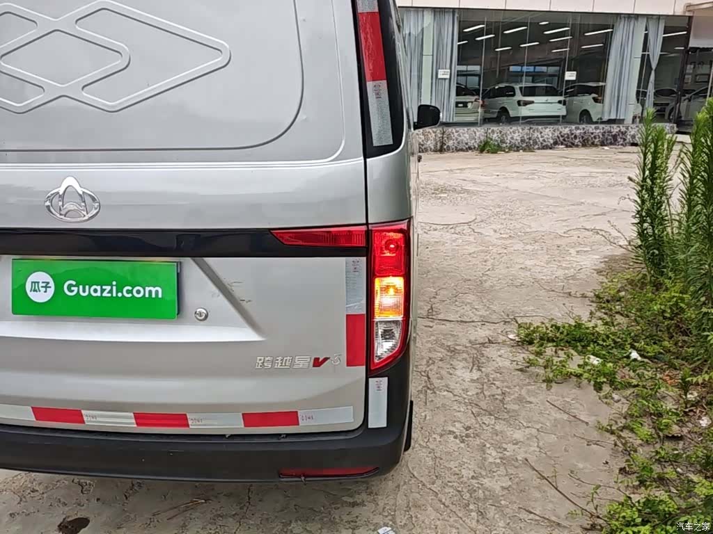 Changan V3, 2025 8